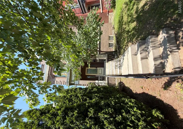 Homes for sale in St Louis, MO | 3543 Humphrey St, St Louis, MO 63118 | MLS# MIS26041167