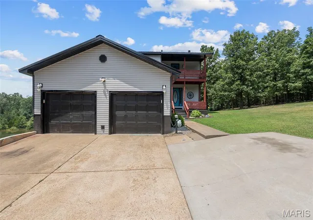 Homes for sale in Poplar Bluff, MO | 1321 State Route W, Poplar Bluff, MO 63901 | MLS# MIS26041179