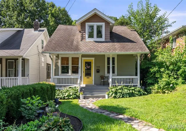 Photo 2 of Sale Pending at 7238 High St, Saint Louis, MO 63143 | MLS# MIS26041182 | Listing updated on 2026-09-13