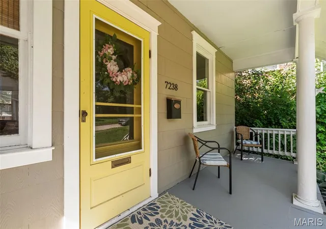 Photo 3 of Sale Pending at 7238 High St, Saint Louis, MO 63143 | MLS# MIS26041182 | Listing updated on 2026-09-13