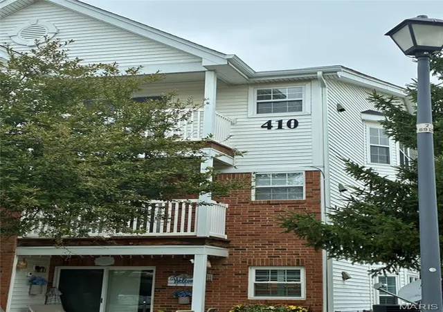 1st image of 410 Benton Dr #L, St Peters, MO 63376 | MLS# MIS26041186