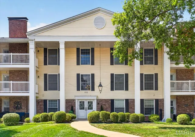 1st image of 1512 Bedford Forge Ct #14, Chesterfield, MO 63017 | MLS# MIS26041189