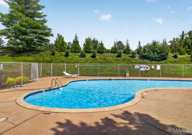 2nd image of 1512 Bedford Forge Ct, Chesterfield, MO 63017