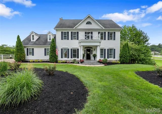 Photo 1 of Sale Pending at 2126 Abbey Rd, Cape Girardeau, MO 63701 | MLS# MIS26041209 | Listing updated on 2026-07-16