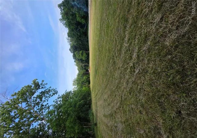2nd image of 43 Amy Ln, Troy, MO 63379 | MLS# MIS26041211