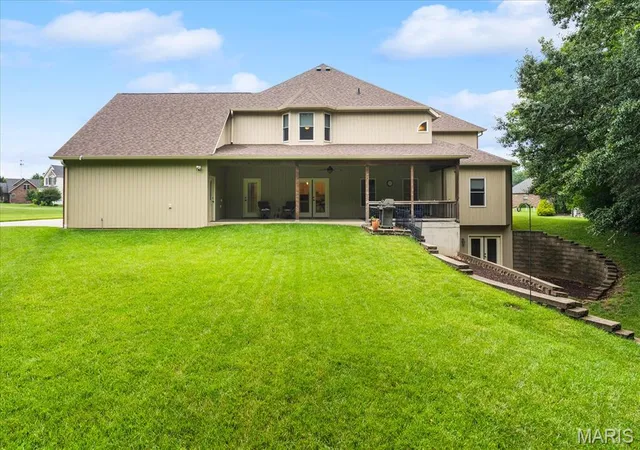 Homes for sale in O Fallon, IL | 1150 Hearthstone Dr, O Fallon, IL 62269 | MLS# MIS26041218