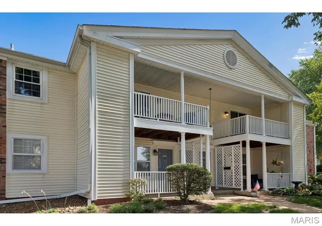 Photo 3 of Condo for sale at 9158 Robin Ct, Saint Louis, MO 63144 | MLS# MIS26041223 | Listing updated on 2026-09-04