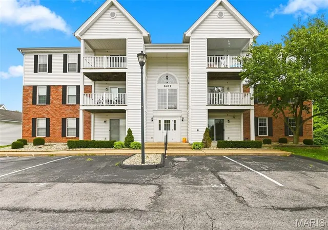 Photo 1 of Condo for sale at 3605 Tracey Rich Rd #2A, Saint Louis, MO 63125 | MLS# MIS26041245 | Listing updated on 2026-10-15