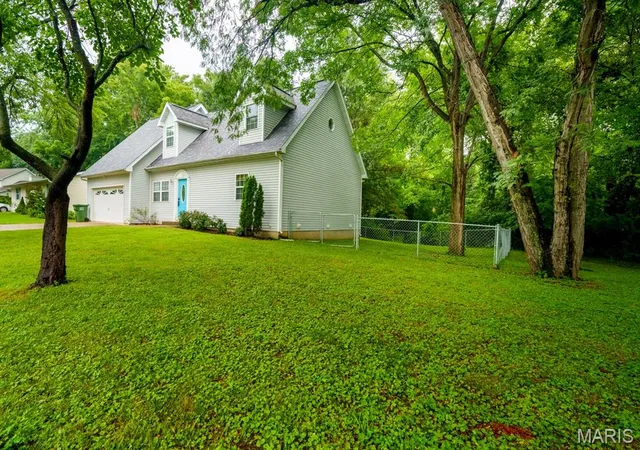 2nd image of 1121 Sycamore Dr, Rolla, MO 65401 | MLS# MIS26041248