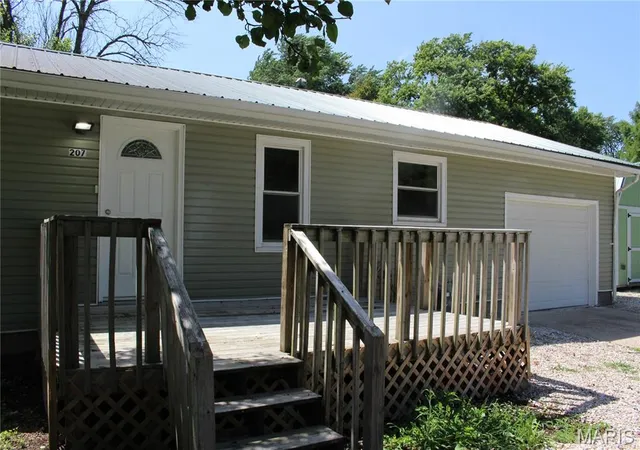 Homes for sale in Auxvasse, MO | 207 Morgan St, Auxvasse, MO 65231 | MLS# MIS26041250