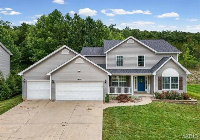 1st image of 1496 Saint Charles Dr, Hillsboro, MO 63050 | MLS# MIS26041252