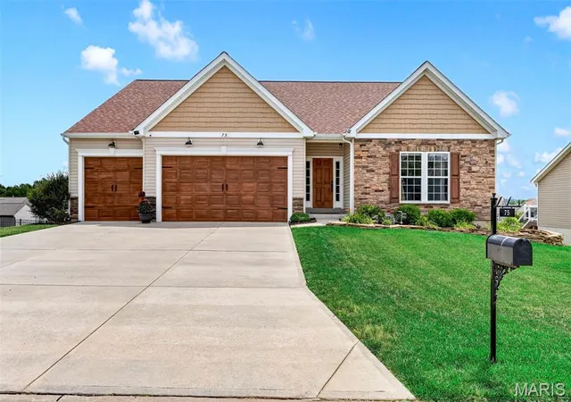 Photo 2 of Single family home for sale at 75 Stone Bridge Dr, Moscow Mills, MO 63362 | MLS# MIS26041274 | Listing updated on 2026-09-13