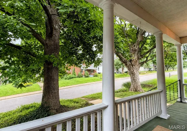 Homes for sale in Washington, MO | 305 Rand St, Washington, MO 63090 | MLS# MIS26041282