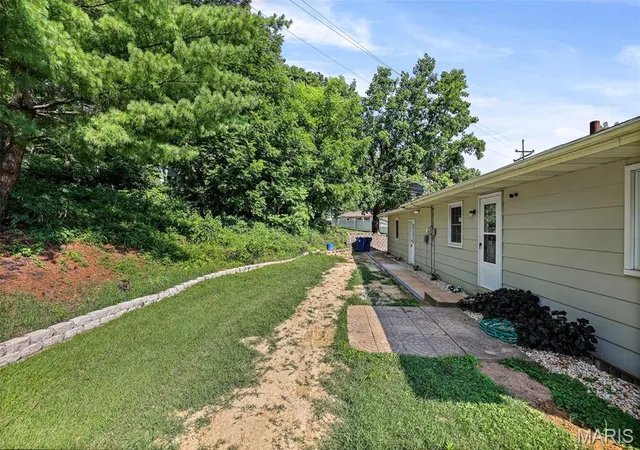 Homes for sale in Collinsville, IL | 906 Hadley St, Collinsville, IL 62234 | MLS# MIS26041286