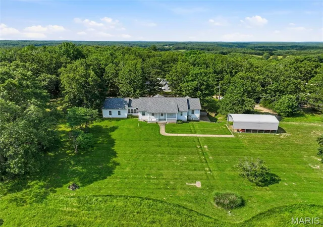 Homes for sale in Steelville, MO | 44 Lea Ln, Steelville, MO 65565 | MLS# MIS26041298