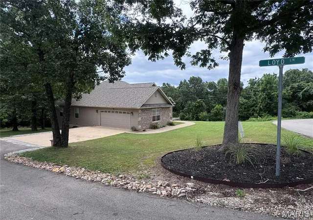Homes for sale in Waynesville, MO | 19767 Loyd Ln, Waynesville, MO 65583 | MLS# MIS26041306