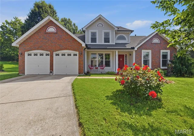 1st image of 301 Arlington Glen Ct, Fenton, MO 63026 | MLS# MIS26041307