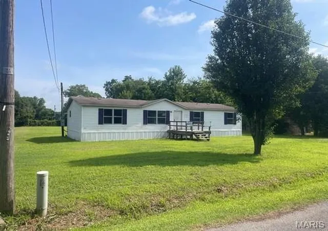 Homes for sale in Hayti, MO | 605 W Main St, Hayti, MO 63851 | MLS# MIS26041317