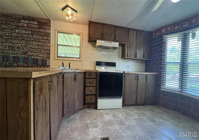 Homes for sale in Warrenton, MO | 26175 Carol Dr, Warrenton, MO 63383 | MLS# MIS26041332