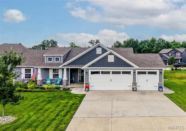 1st image of 412 Abilene Ct, Moscow Mills, MO 63362 | MLS# MIS26041337