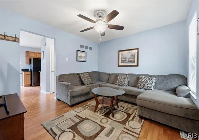 4th image of 1235 Clarkson Ct #1235, Ellisville, MO 63011 | MLS# MIS26041343