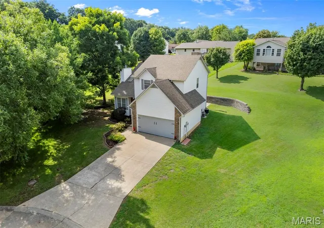 Homes for sale in Cape Girardeau, MO | 1009 Dearmore Ct, Cape Girardeau, MO 63701 | MLS# MIS26041351