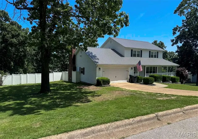 3rd image of 109 Lincoln Ln, Waynesville, MO 65583 | MLS# MIS26041363