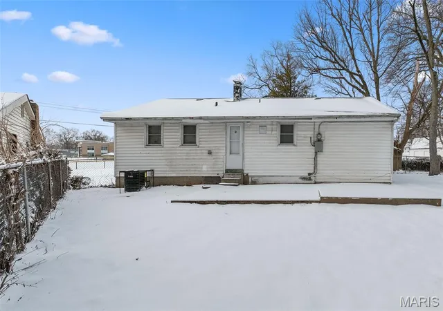 Homes for sale in Berkeley, MO | 8433 1st St, Berkeley, MO 63134 | MLS# MIS26041366