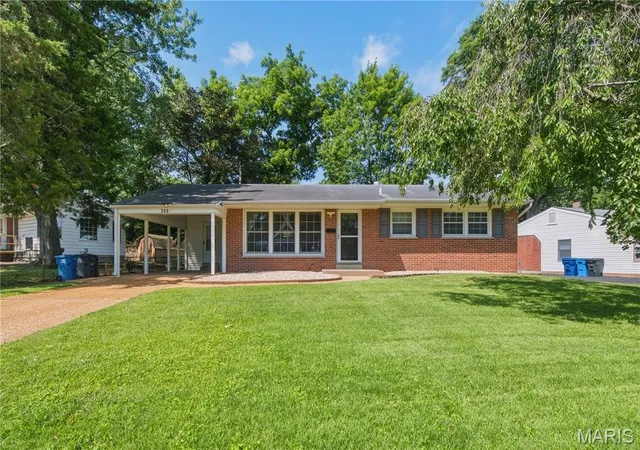 1st image of 350 Saint Patrick Ln, Florissant, MO 63031 | MLS# MIS26041371