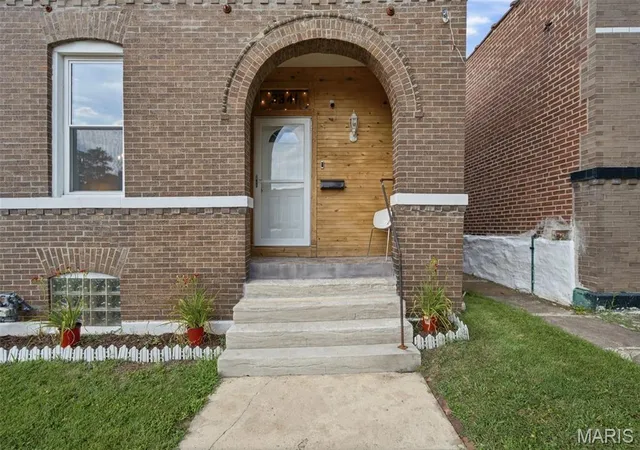 Photo 3 of Single family home for sale at 3341 Liberty St, Saint Louis, MO 63111 | MLS# MIS26041372 | Listing updated on 2026-08-14