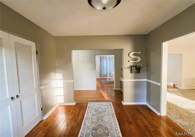 Photo 3 of Single family home for sale at 1406 Rosedale Ln, Poplar Bluff, MO 63901 | MLS# MIS26041378 | Listing updated on 2026-10-05