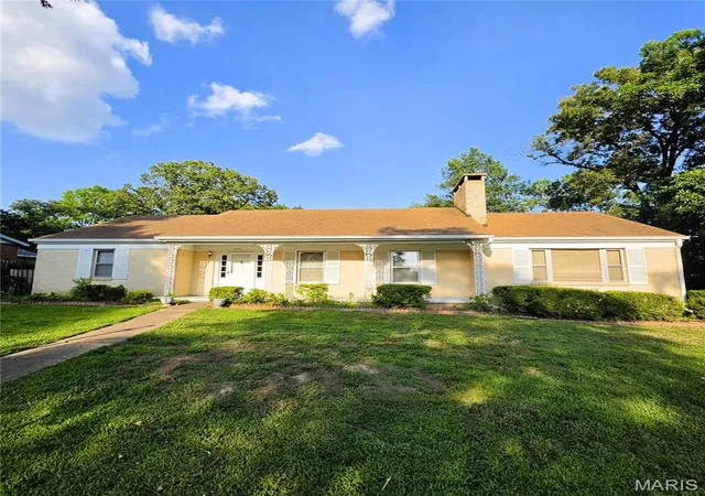 Photo 1 of Single family home for sale at 1406 Rosedale Ln, Poplar Bluff, MO 63901 | MLS# MIS26041378 | Listing updated on 2026-10-05