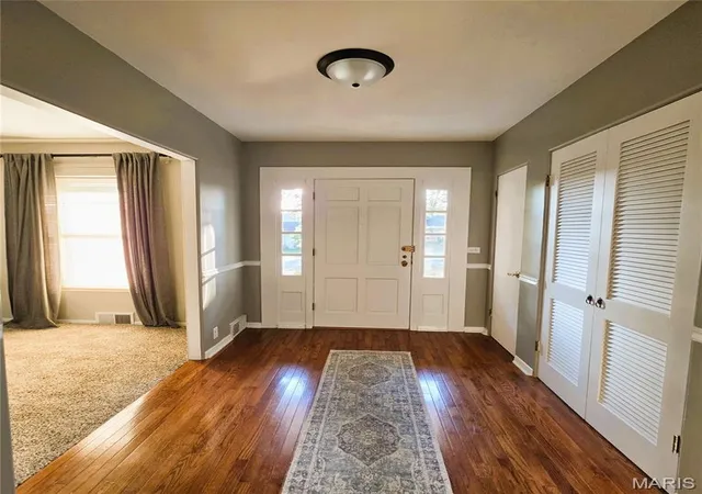 Photo 3 of Single family home for sale at 1406 Rosedale Ln, Poplar Bluff, MO 63901 | MLS# MIS26041378 | Listing updated on 2026-10-05