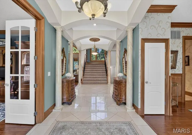 Photo 3 of Single family home for sale at 804 Saint Nicholas Dr, O Fallon, IL 62269 | MLS# MIS26041392 | Listing updated on 2026-08-31