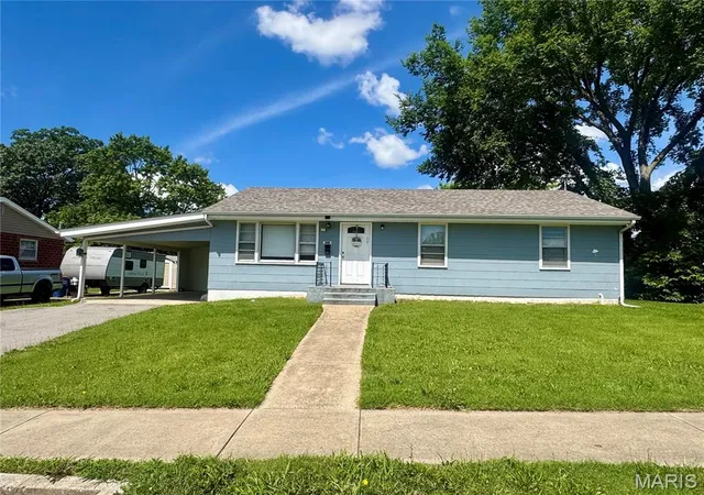 Homes for sale in Warrenton, MO | 607 Steinhagen Rd, Warrenton, MO 63383 | MLS# MIS26041401