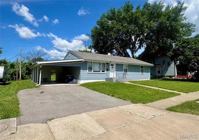 Homes for sale in Warrenton, MO | 607 Steinhagen Rd, Warrenton, MO 63383 | MLS# MIS26041401