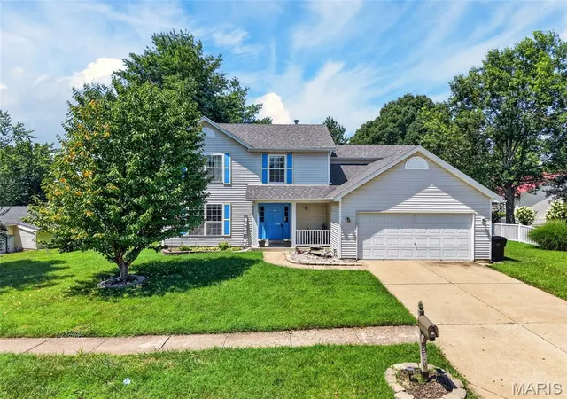 3rd image of 204 Boulder Point Dr, Saint Peters, MO 63376 | MLS# MIS26041403