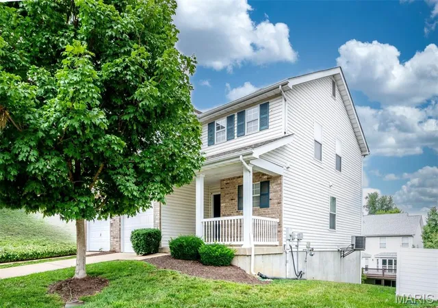 Homes for sale in Hazelwood, MO | 4940 Hurstborough Ct, Hazelwood, MO 63042 | MLS# MIS26041405