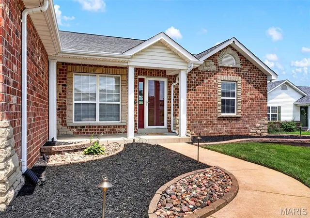 Homes for sale in Troy, MO | 5 Glen Forest Ct, Troy, MO 63379 | MLS# MIS26041407