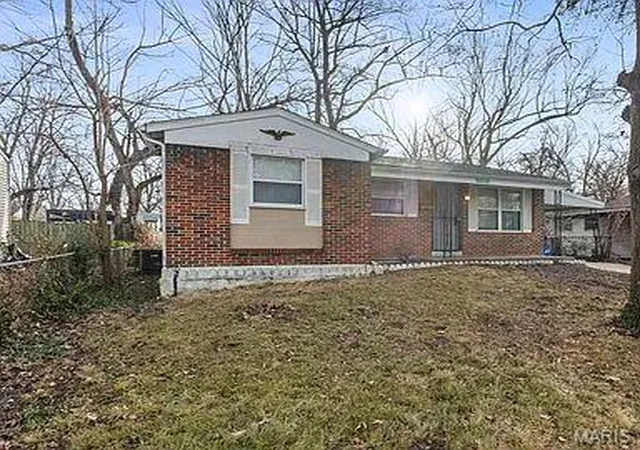 Photo 1 of Sale Pending at 10256 Lord Dr, St Louis, MO 63136 | MLS# MIS26041438 | Listing updated on 2026-10-29
