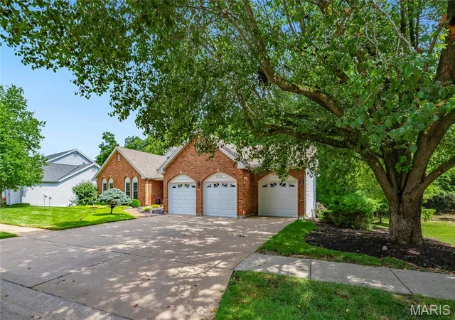 Homes for sale in Wildwood, MO | 261 Turnberry Pl Dr, Wildwood, MO 63011 | MLS# MIS26041441