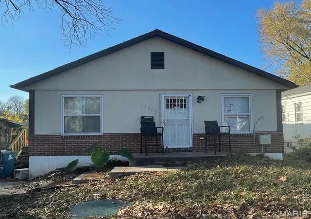 Photo 1 of Sale Pending at 10053 Monarch Dr, St Louis, MO 63136 | MLS# MIS26041444 | Listing updated on 2026-10-29