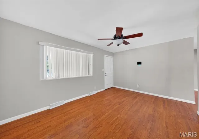 Photo 4 of Sale Pending at 1226 Baron Ave, Saint Louis, MO 63138 | MLS# MIS26041453 | Listing updated on 2026-10-29