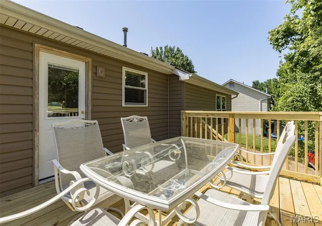 Homes for sale in Arnold, MO | 1408 Castle Mill Dr, Arnold, MO 63010 | MLS# MIS26041467