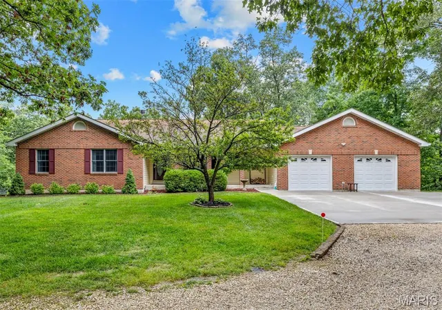 Homes for sale in Troy, MO | 159 Orchardview Dr, Troy, MO 63379 | MLS# MIS26041474