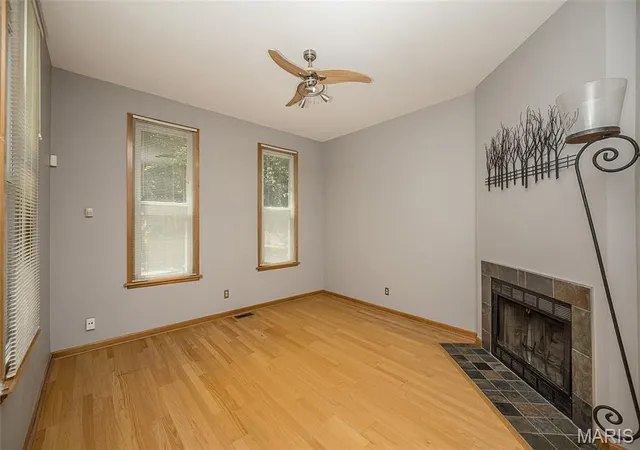 Photo 3 of Townhouse for sale at 2635 Saint Vincent Ave, Saint Louis, MO 63104 | MLS# MIS26041483 | Listing updated on 2026-08-20