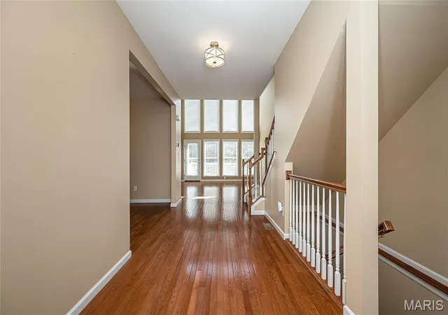 Photo 3 of Townhouse for sale at 257 Letham Ct, St Charles, MO 63301 | MLS# MIS26041500 | Listing updated on 2026-10-06