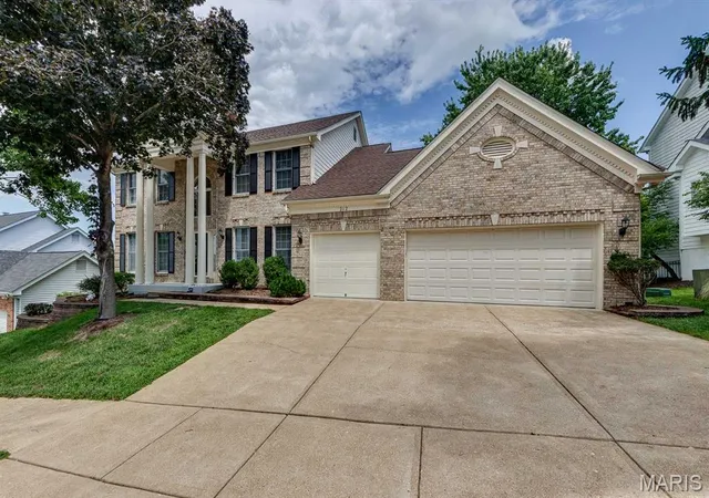 2nd image of 212 Turnberry Pl Dr, Wildwood, MO 63011 | MLS# MIS26041506