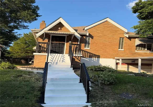 Photo 2 of Sale Pending at 6707 Perry Ave, Saint Louis, MO 63121 | MLS# MIS26041507 | Listing updated on 2026-08-29
