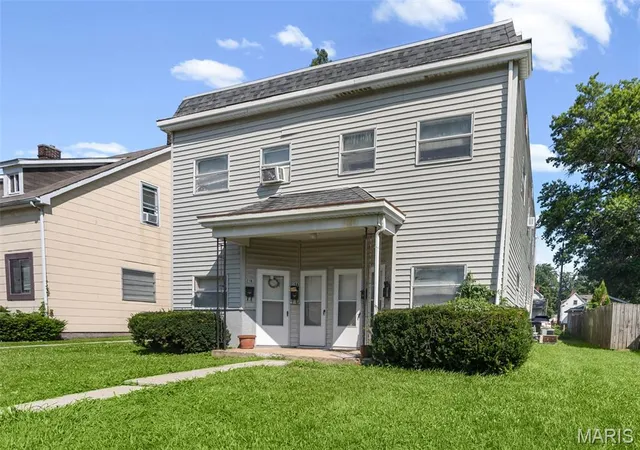 Photo 1 of Multi family home for sale at 217 S 16th St, Belleville, IL 62220 | MLS# MIS26041520 | Listing updated on 2026-07-20